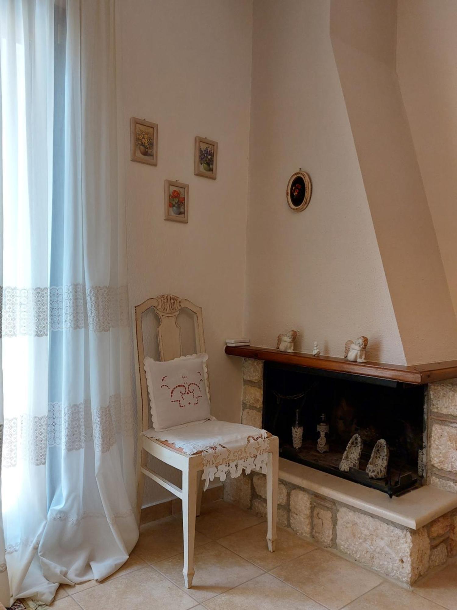 Antique Apartment 阿菲托斯 外观 照片